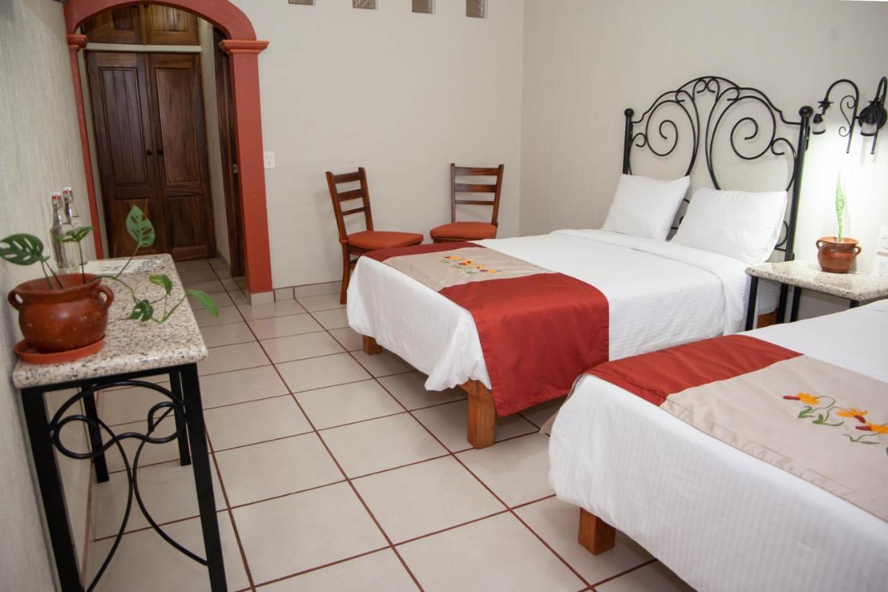 Encanto De La Sierra Hotel Маскота Екстериор снимка