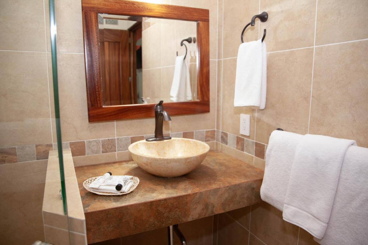 Encanto De La Sierra Hotel Маскота Екстериор снимка